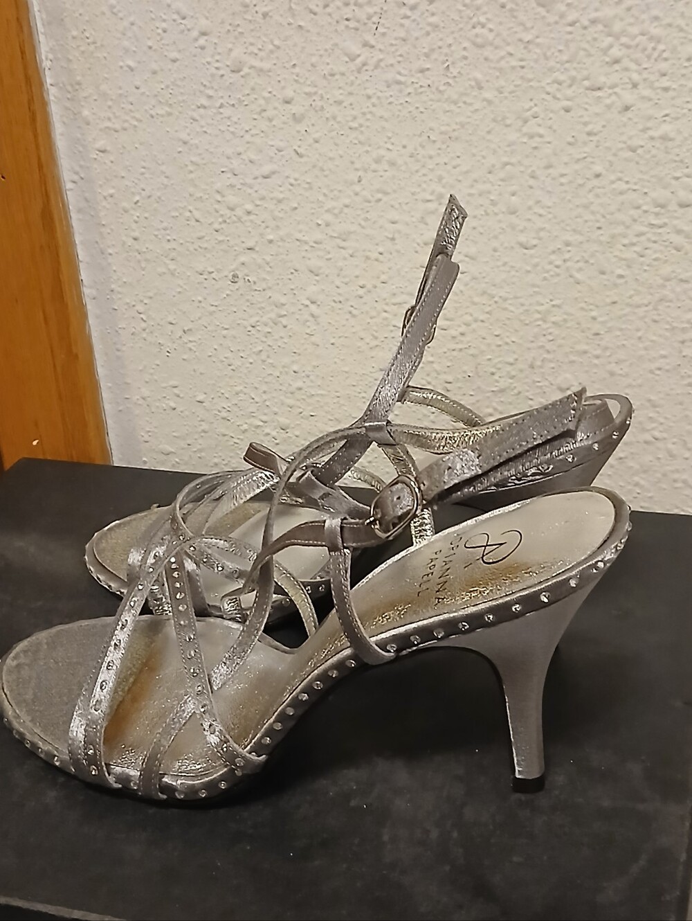 Adrianna Papell Silver Metallic Rhinestone Strappy Heels Size 9M